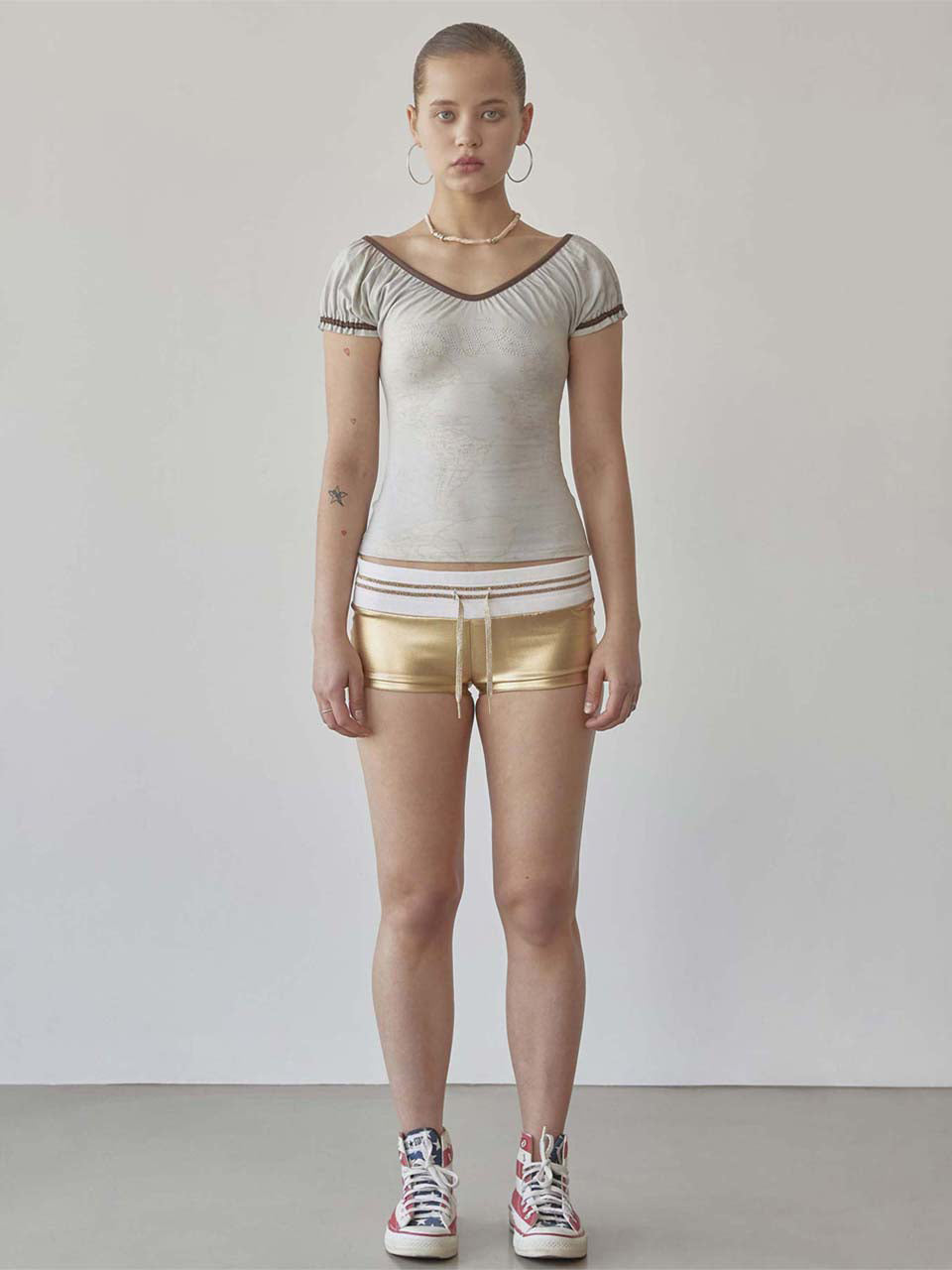 Tourist Scoop Back Tee Raw