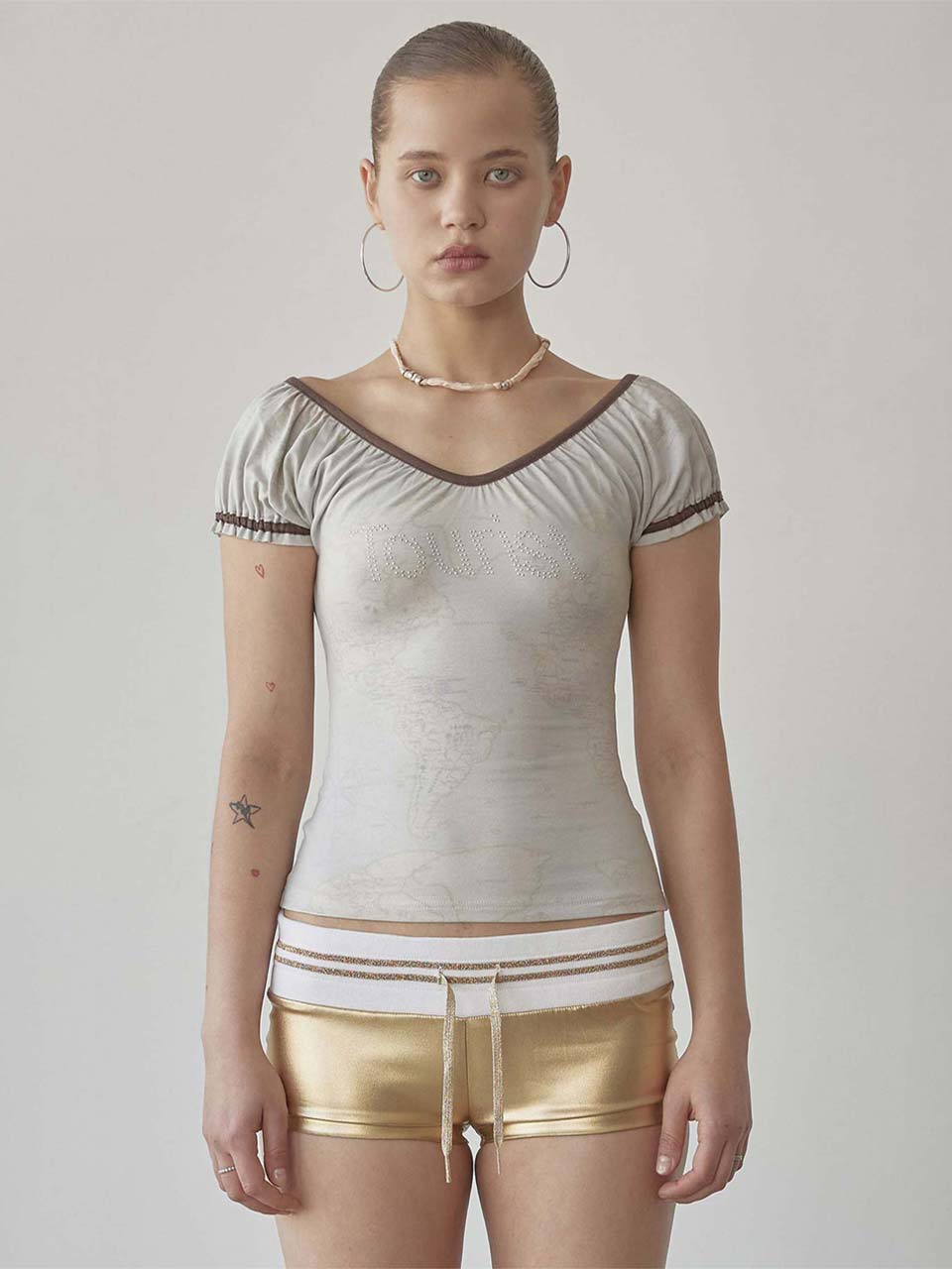 Tourist Scoop Back Tee Raw