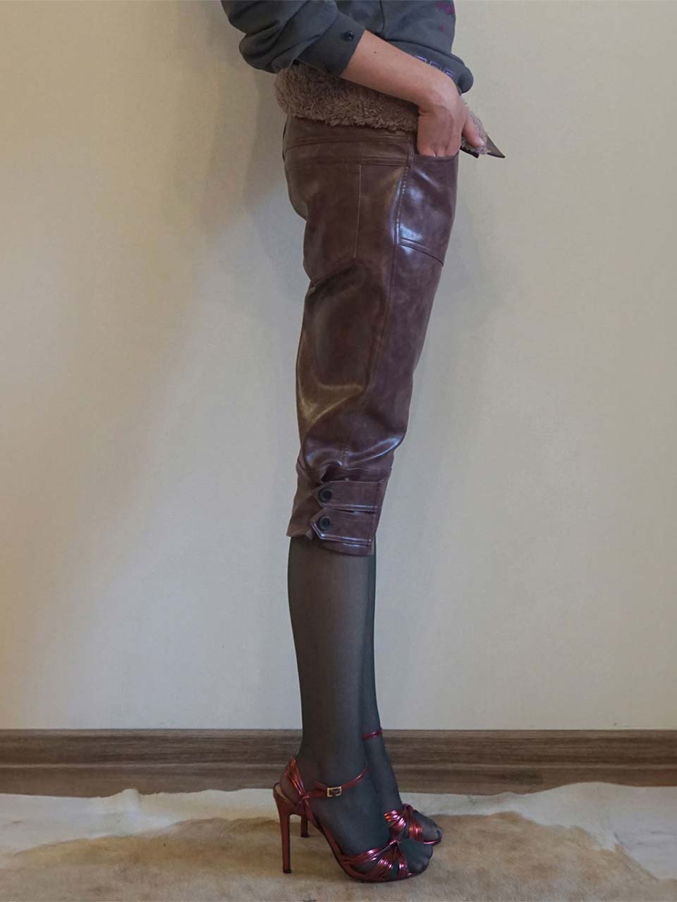 Capri Faux Leather Pants Burgundy