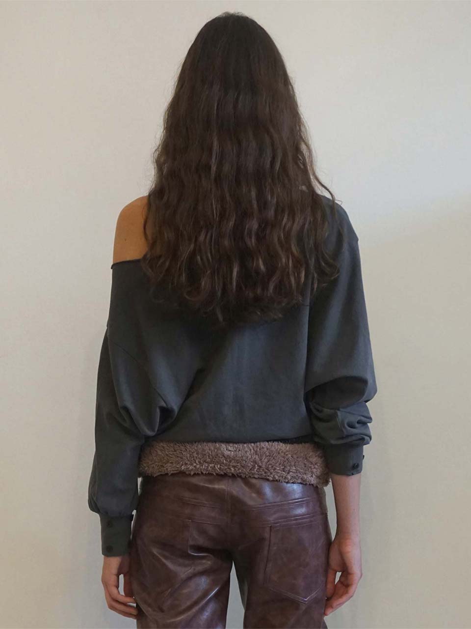 Boho Washed Off-Shoulder Tee Charcoal