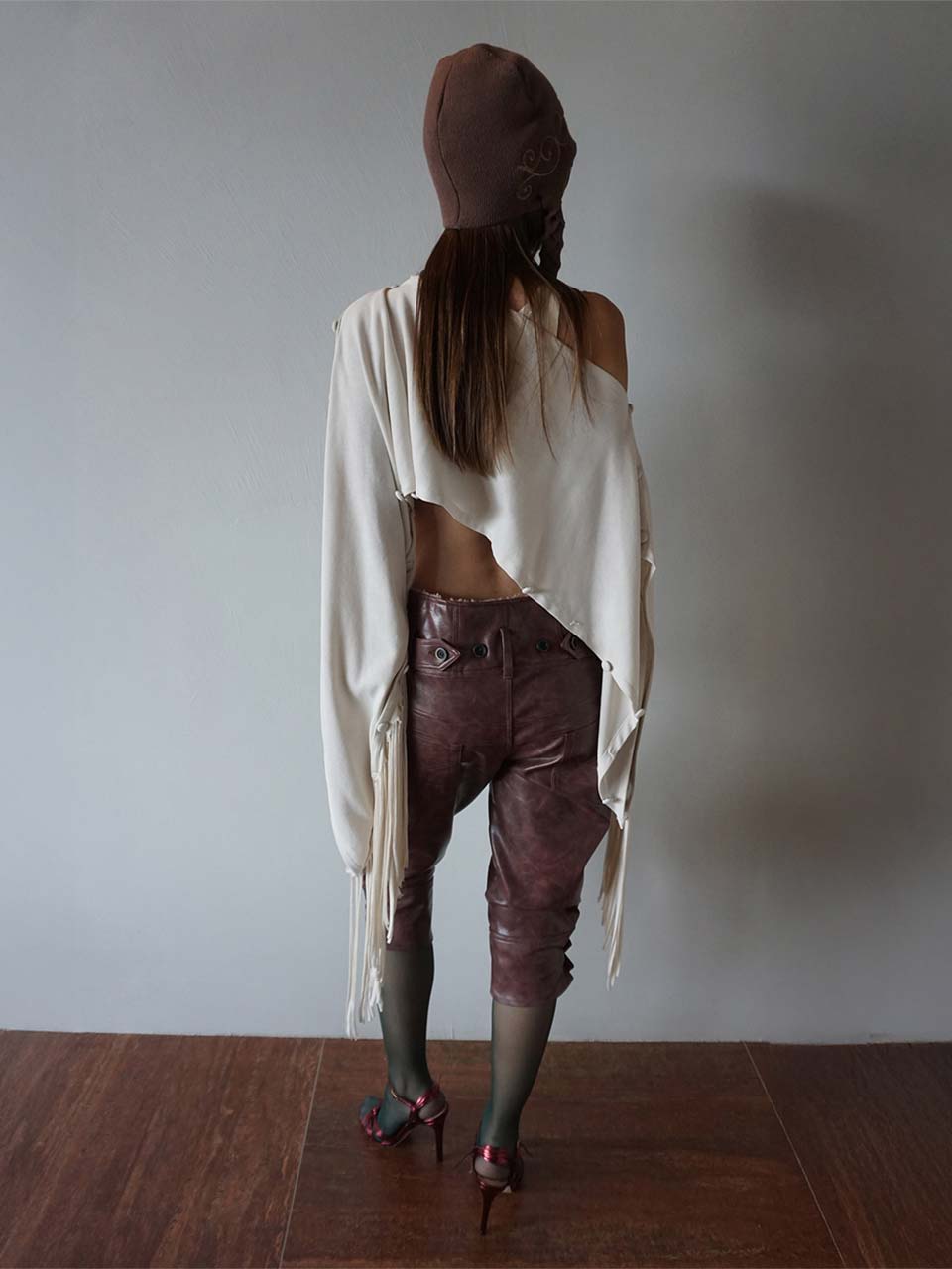 Versatile Fringe Cape Dusty White