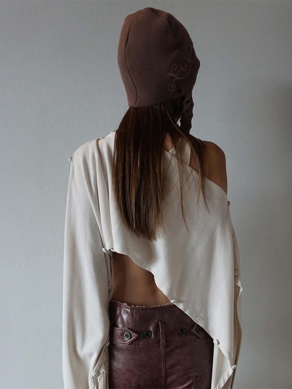 Versatile Fringe Cape Dusty White