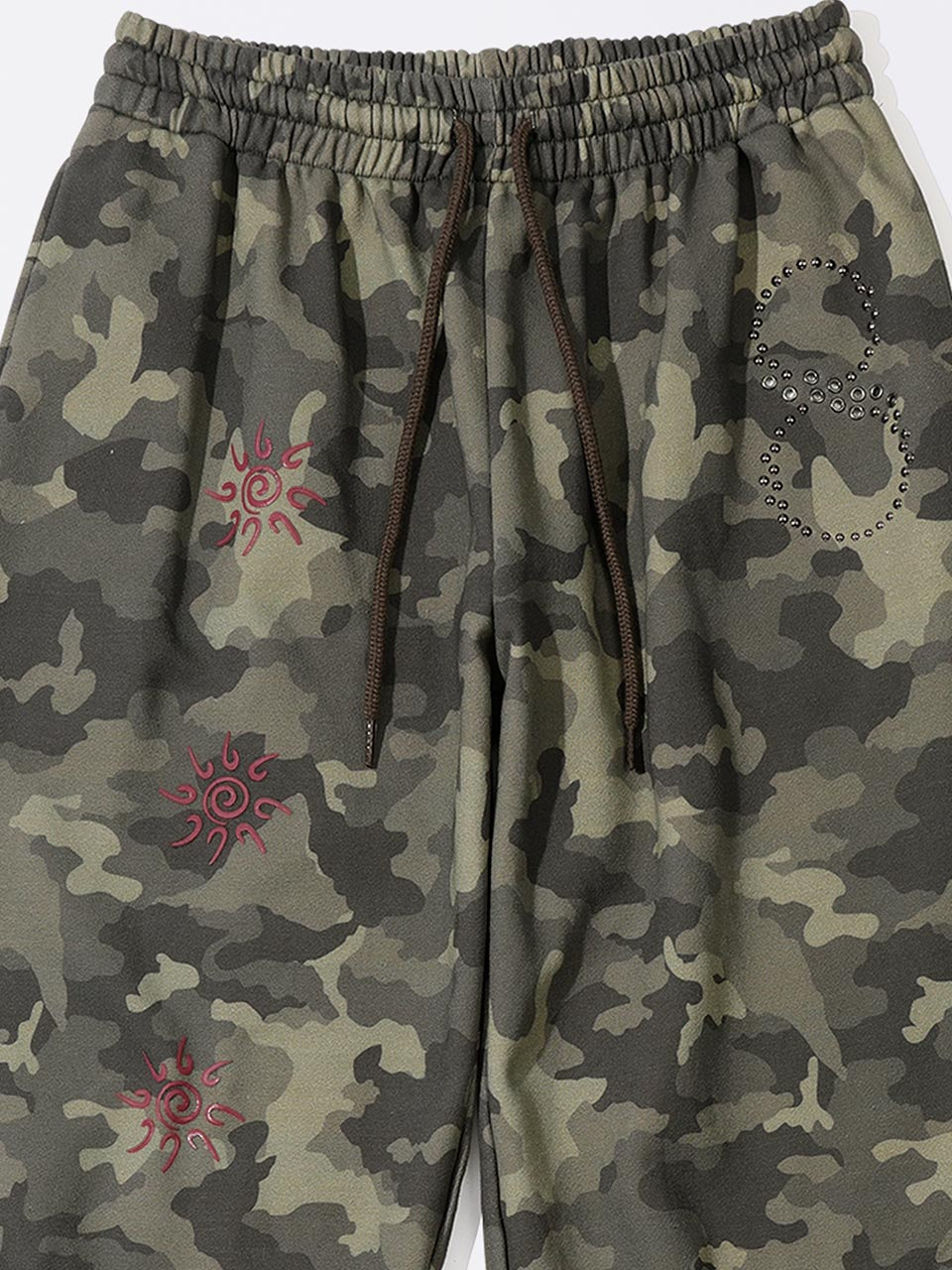 Karma Sweatpants Forest Camo