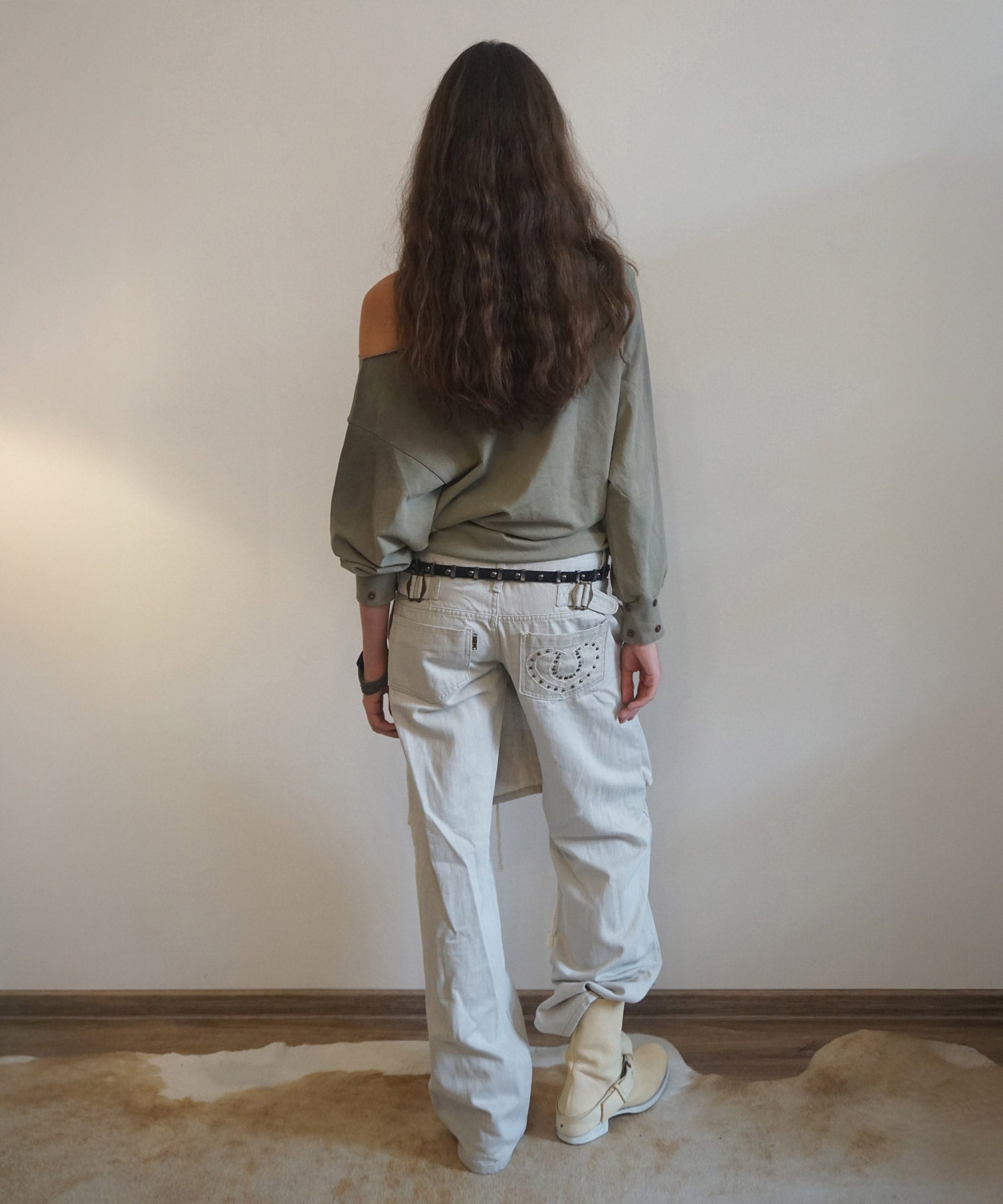 Boho Washed Off-Shoulder Tee Khaki