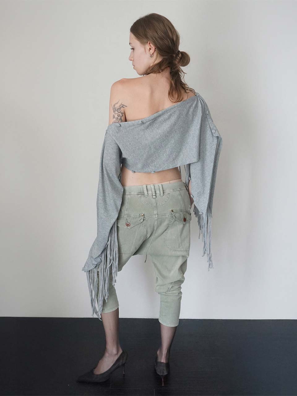 Versatile Fringe Cape Melange Gray