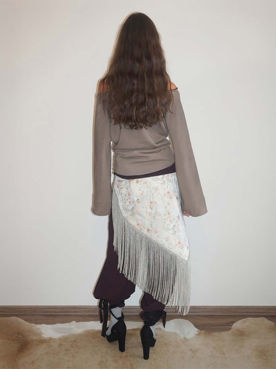 Wide Bell Sleeve Sweatshirt Taupe Brown
