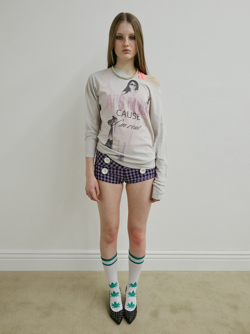 Urban Muse Tee Pale Gray