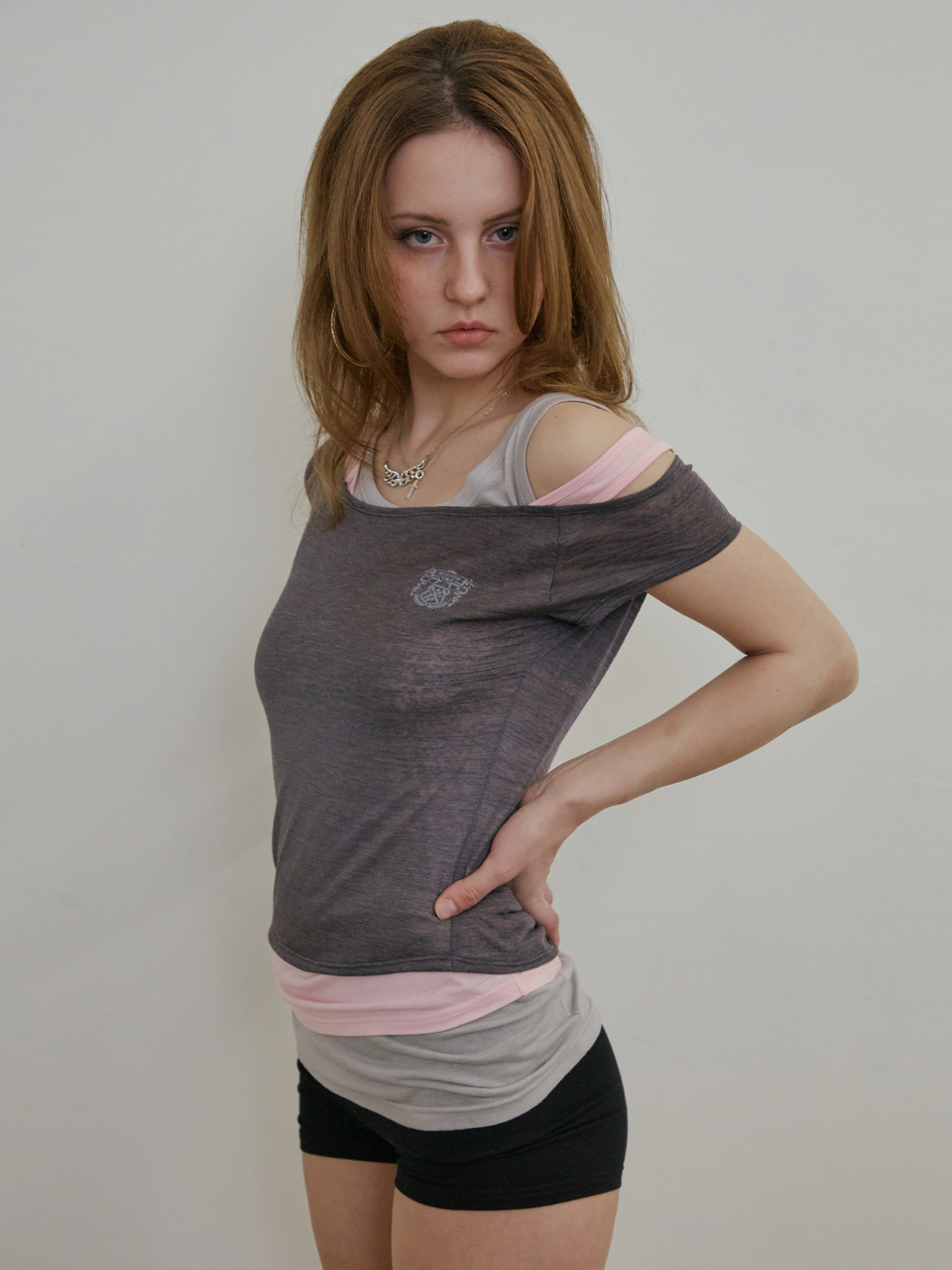 【6月中旬お届け予定】Lazy Sleeveless Layered Tee Charcoal