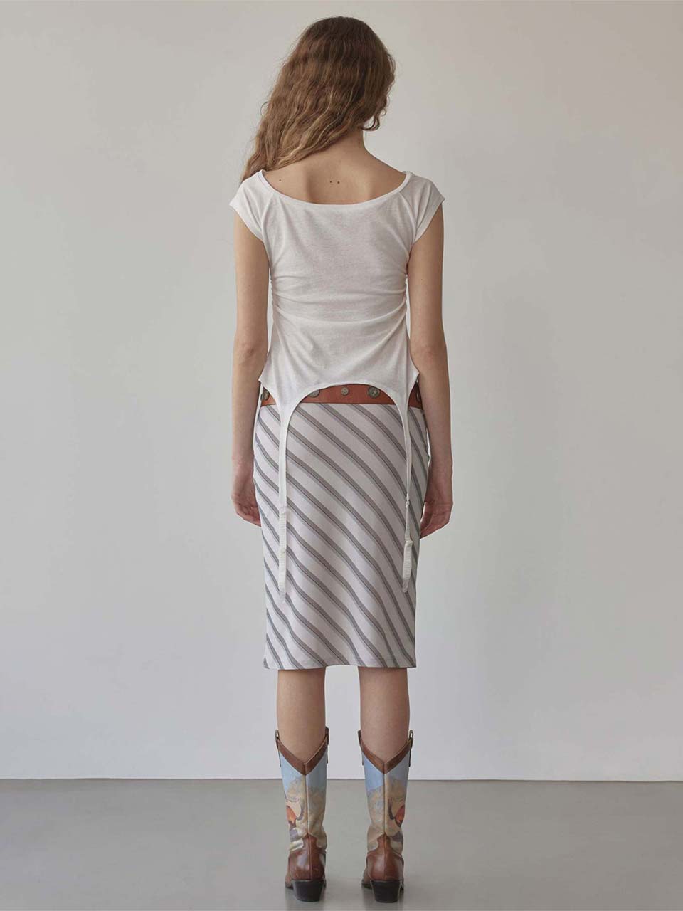 ★送料・関税込★SCULPTOR★Mesh Stripe Midi Skirt Mesh Stripe Midi Skirt Beige – SCULPTOR JAPAN