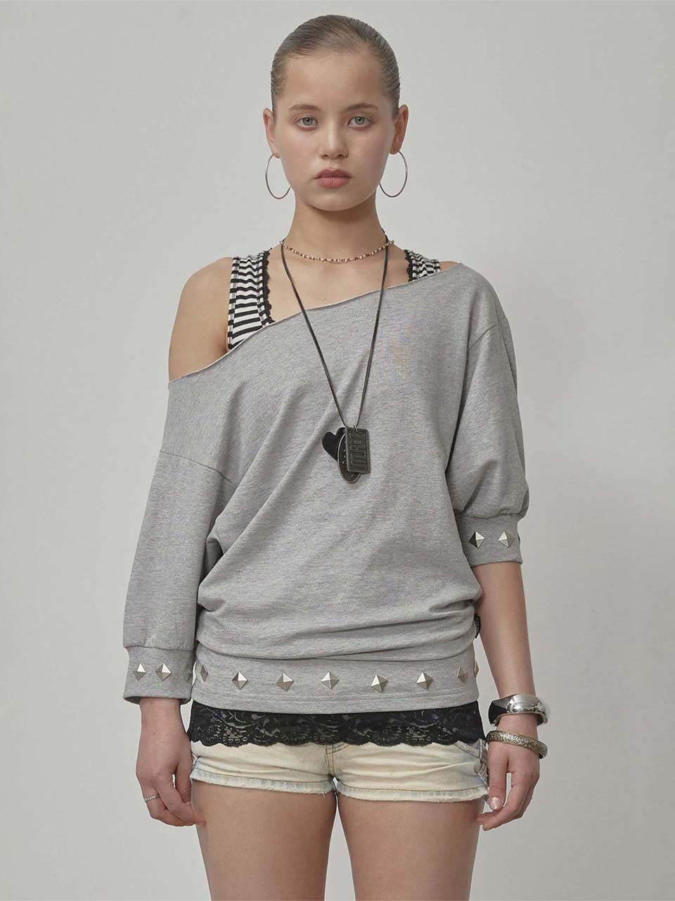 【SCULPTOR】Stud Half Sleeve Sweatshirt Melange Gray Stud Half Sleeve Sweatshirt Melange Gray – SCULPTOR JAPAN