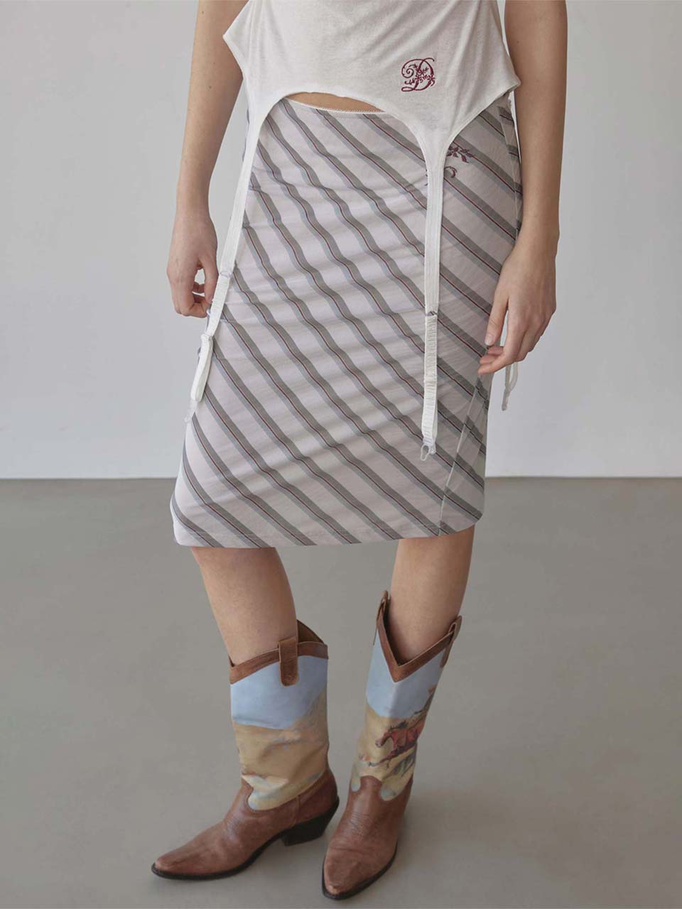 ★送料・関税込★SCULPTOR★Mesh Stripe Midi Skirt Mesh Stripe Midi Skirt Beige – SCULPTOR JAPAN