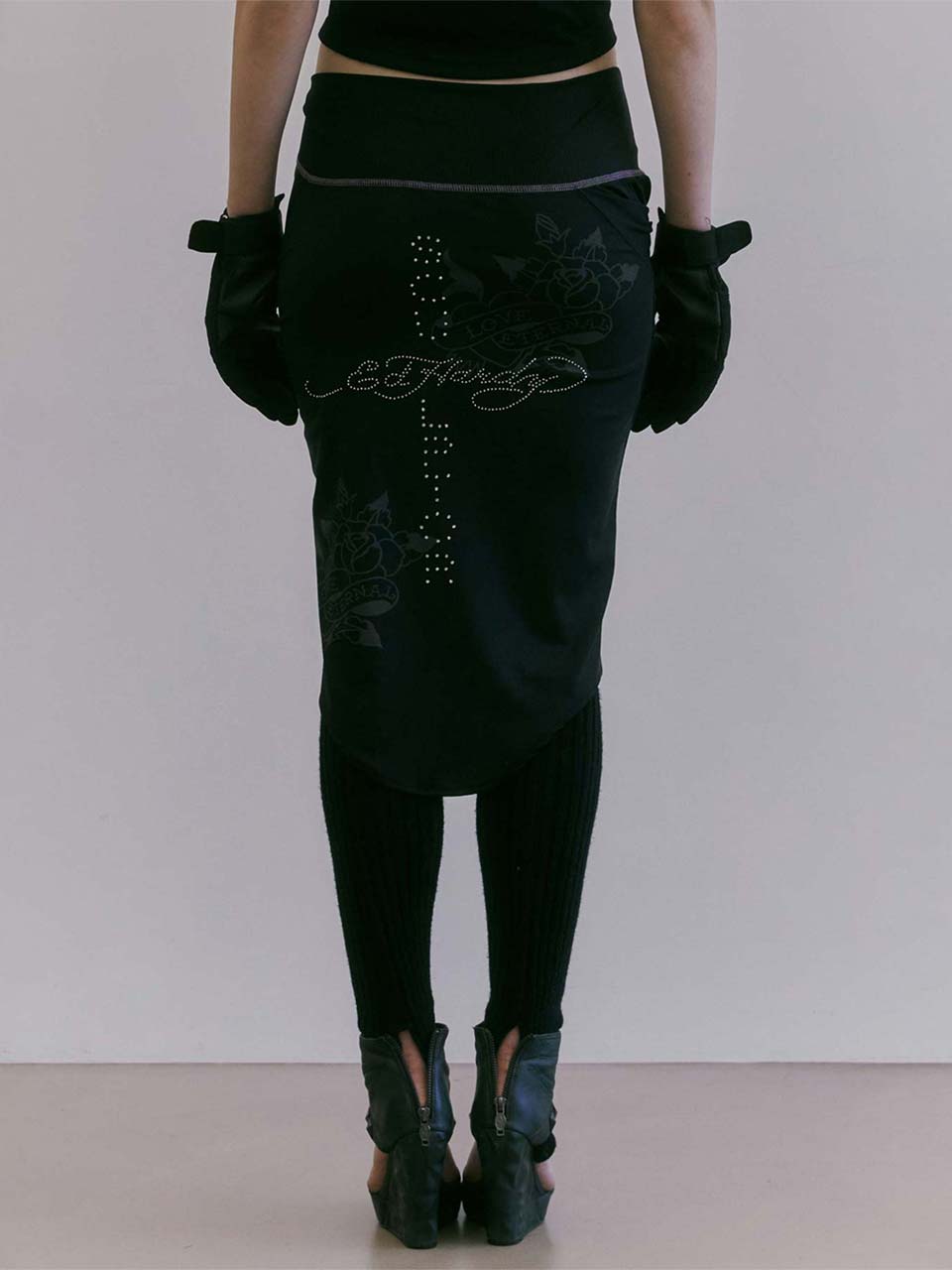 SCULPTOR Off-Shoulder Tee オフショルダー長袖Tシャツ SCULPTOR Off-Shoulder Tee オフショルダー長袖Tシャツ