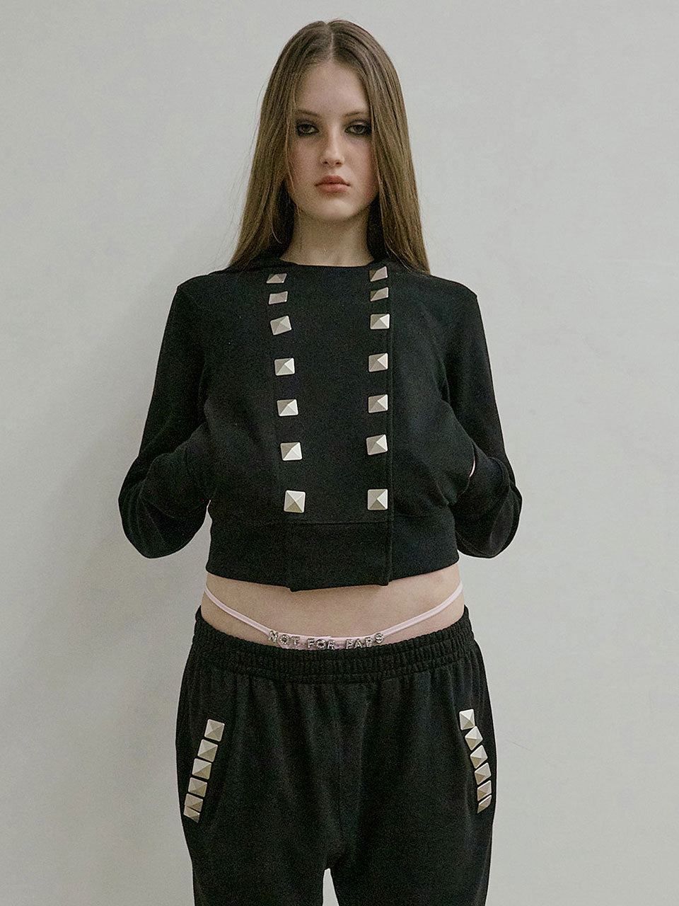 【XS/Sのみ4月上旬お届け予定】Napoleon Stud Hoodie Black