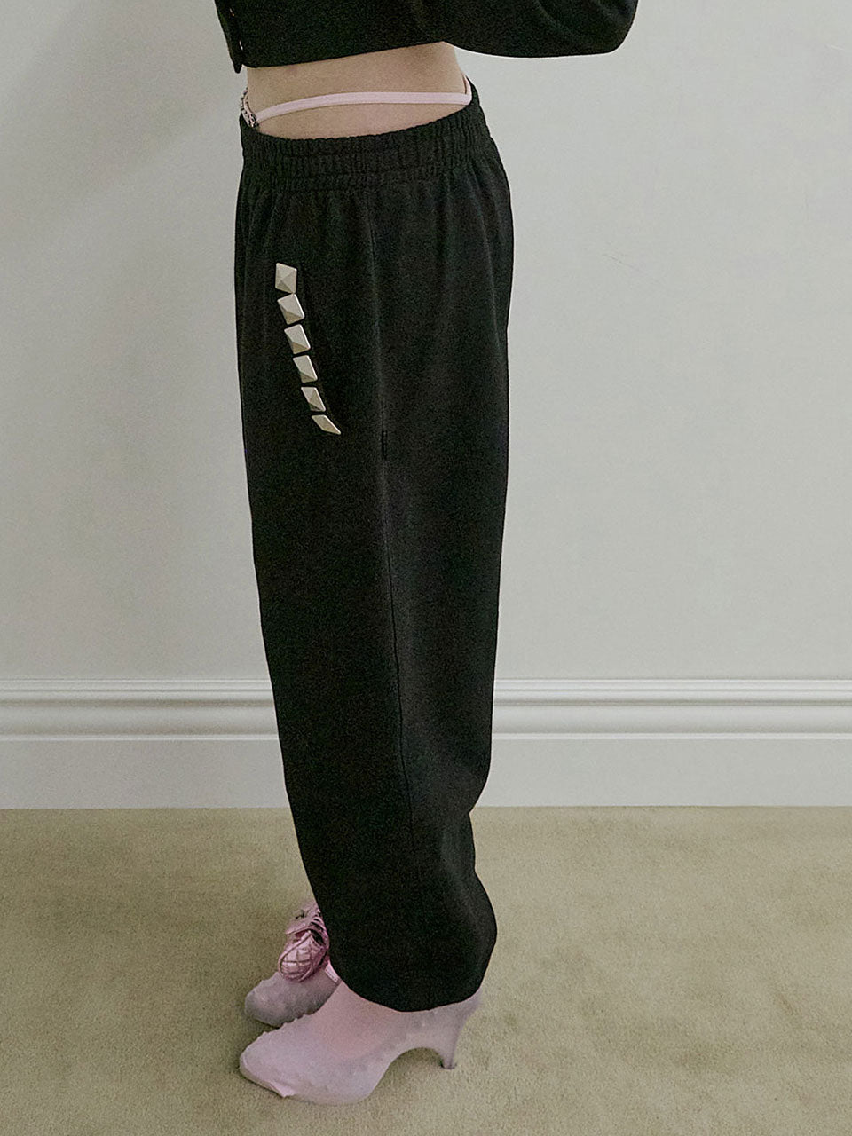 【4月上旬お届け予定】Napoleon Stud Sweatpants Black