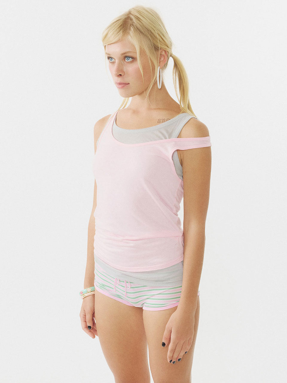 【6月中旬お届け予定】Lazy Sleeveless Layered Tee Charcoal