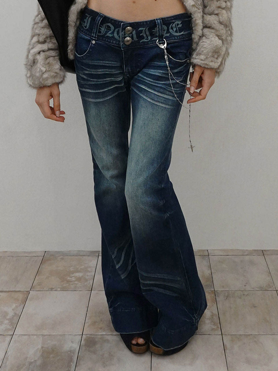 Confession Chain Denim Mid Blue