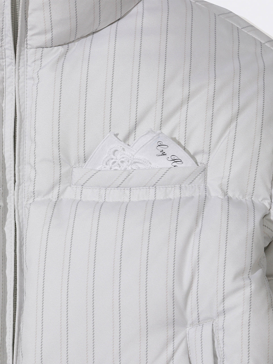 ★ 777 '福' LUCK BAG ★ (So Demure Cropped Puffer Down Ivory)