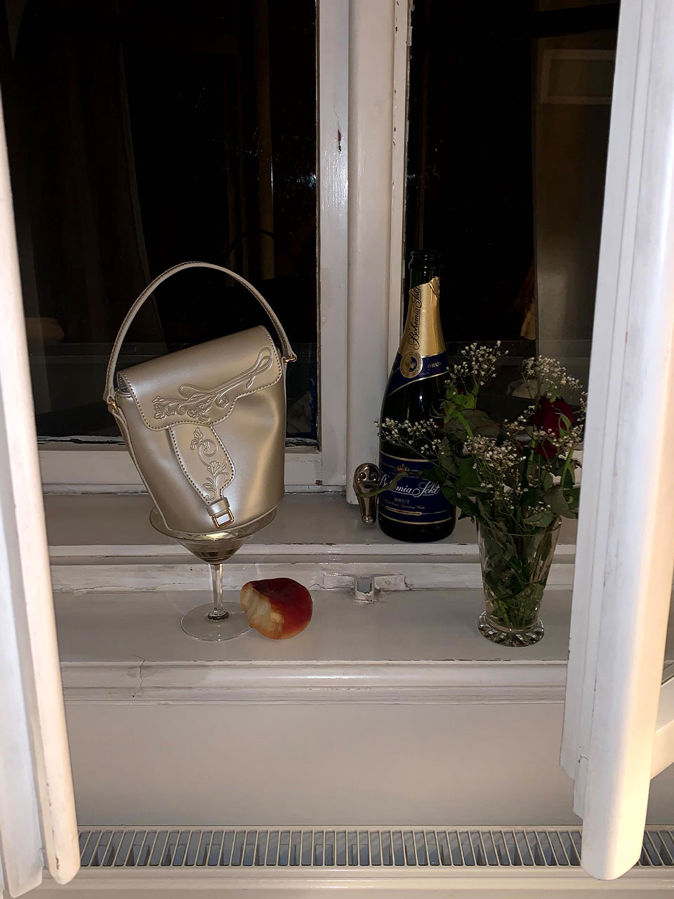 Saddle Bucket Bag Light Silver