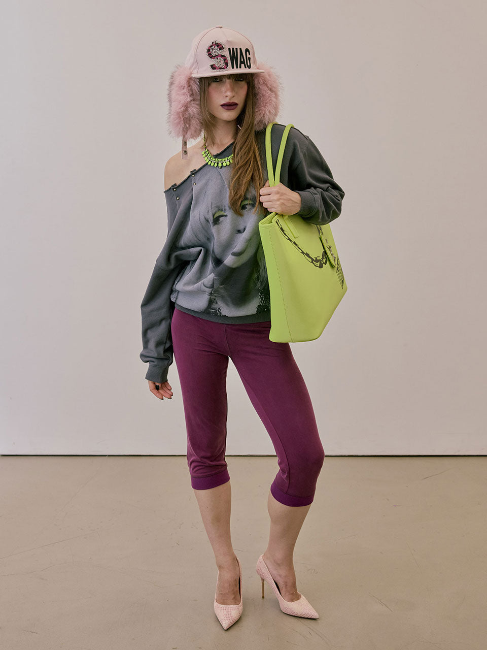 Love Pintuck Sweatshirt Charcoal