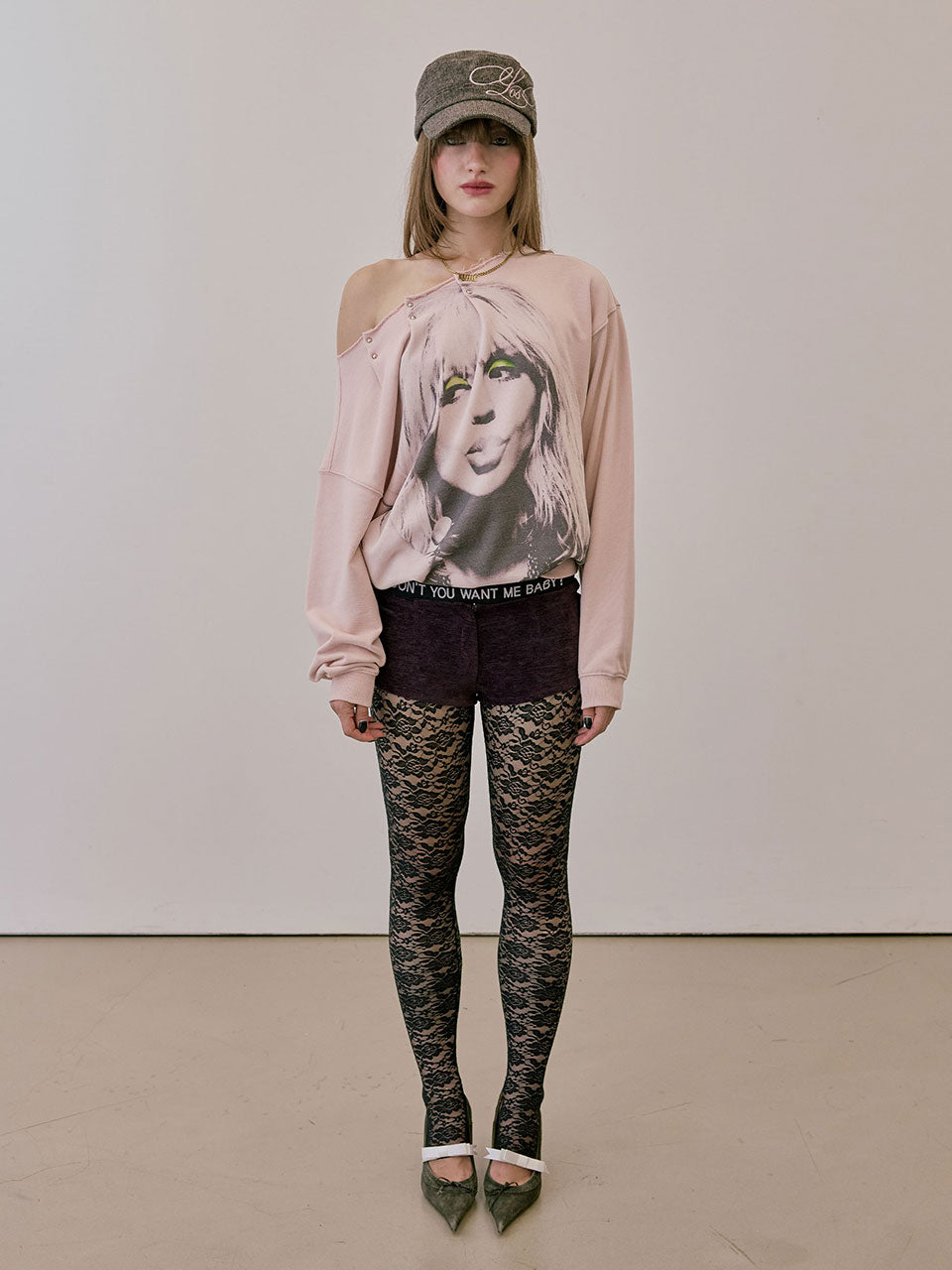 Love Pintuck Sweatshirt Pale Pink