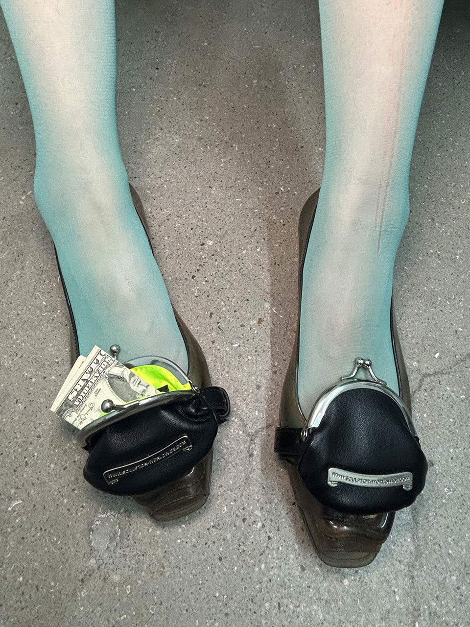 I Shell Coin Purse Matte Black