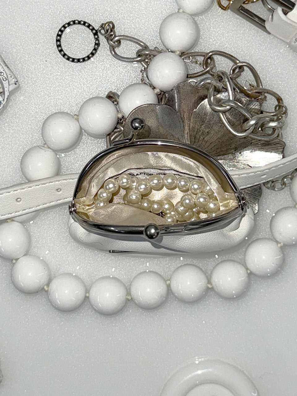 I Shell Coin Purse Matte White