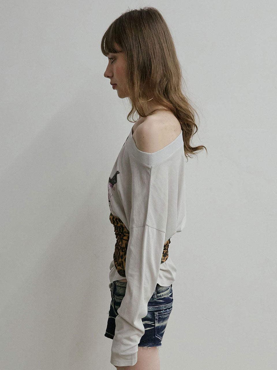 Urban Muse Tee Pale Gray