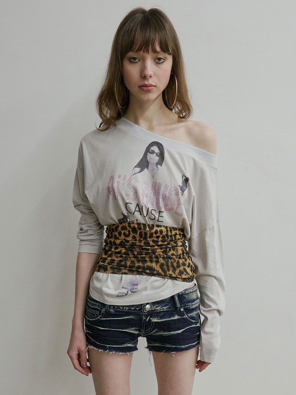 Urban Muse Tee Pale Gray