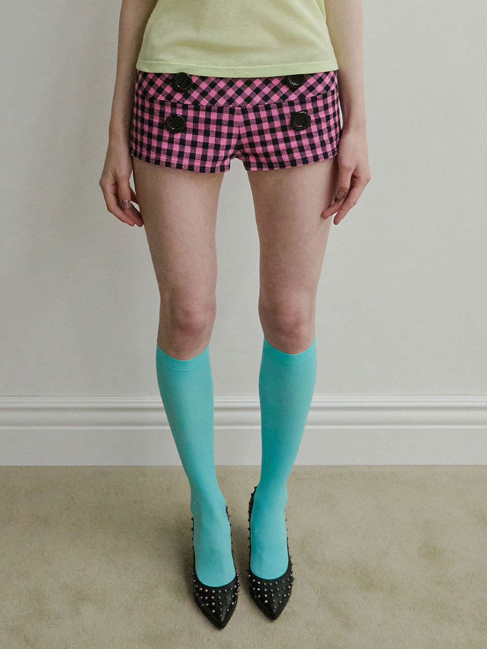 【S/Mのみ5月中旬お届け予定】New Emo Gingham Micro Shorts Pink