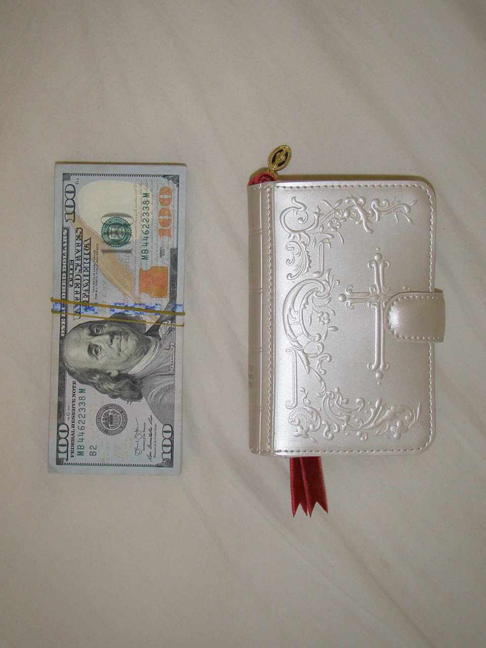 Sinner Wallet Metallic Ivory